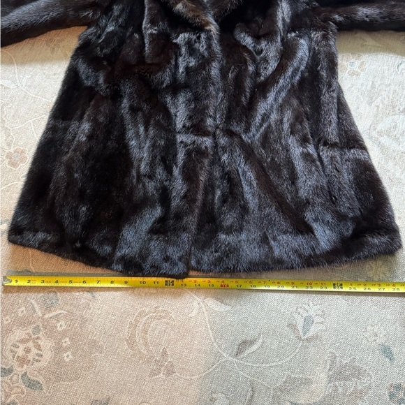 Vintage - Evans Furs/Bill Blass exclusive at Jordan Marsh - Picture 12 of 16